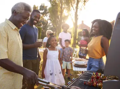 Food safety tips for picnics and BBQs
